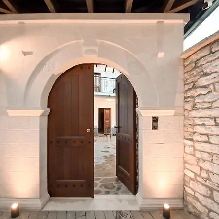 Traditional House & Shapllo Διαμέρισμα