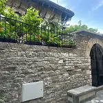 Traditional House Shapllo Apartment