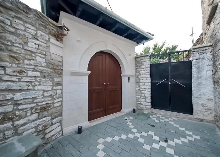 Traditional House & Shapllo Gjirokastër
